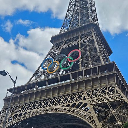 Studio Champs Elysees Tour Eiffel Paris Extérieur photo